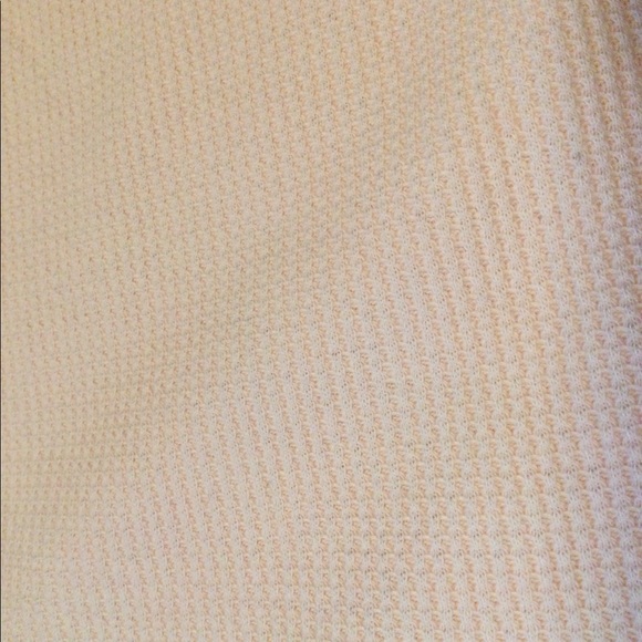 Green Tee Yoga Top - Picture 2 of 5